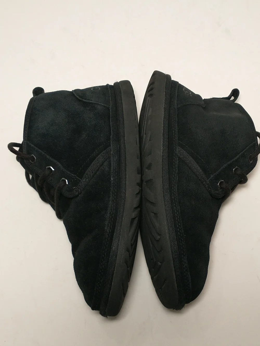 UGG Neumel Chukka Boot, Size 6, Black And Grey, Lugged Sole, Lace Up